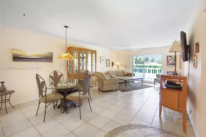 421 S Lakeside Dr #10, Lake Worth, FL 33460 - Photo 9