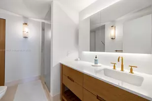 10205 Collins Ave, Bal Harbour, FL 33154 - Photo 17