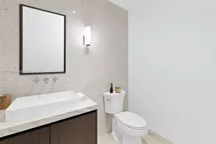 340 W 42 St, Miami Beach, FL 33140 - Photo 7