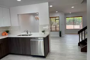 1616 Cypress Pointe Dr, Coral Springs, FL 33071 - Photo 9