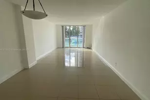 19390 Collins Ave, Sunny Isles Beach, FL 33160 - Photo 5