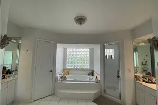 12421 SW 76th St, Miami, FL 33183 - Photo 5