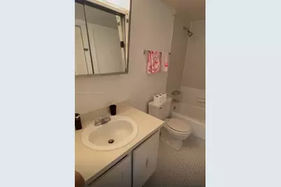 496 NW 165th St Rd #D-611, Miami, FL 33169 - Photo 7