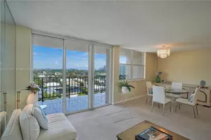 2881 NE 33rd Ct, Fort Lauderdale, FL 33306 - Photo 3