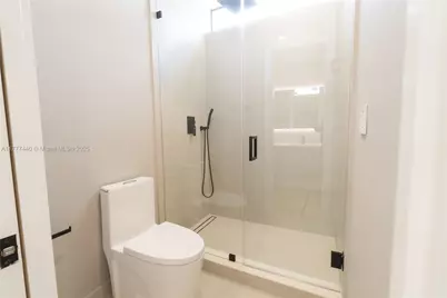 412 NW 47th St, Miami, FL 33127 - Photo 33