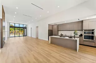 412 NW 47th St, Miami, FL 33127 - Photo 15