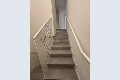 16395 Biscayne Blvd #TH 6, North Miami Beach, FL 33160 - Photo 5