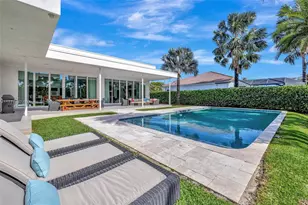 907 Diplomat Pkwy, Hallandale Beach, FL 33009 - Photo 43