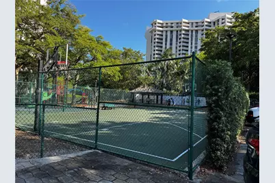 2000 Towerside Ter #805, Miami, FL 33138 - Photo 37