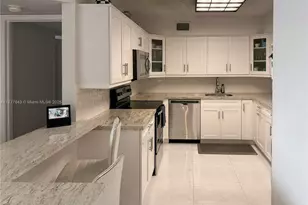 3530 Mystic Pointe Dr, Aventura, FL 33180 - Photo 11