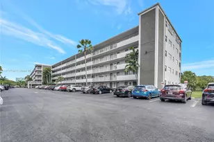 4800 Hillcrest Ln, Hollywood, FL 33021 - Photo 1