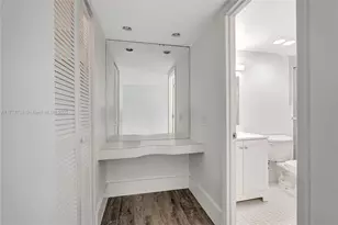 4800 Hillcrest Ln, Hollywood, FL 33021 - Photo 17