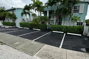 65 NE 24th St, Wilton Manors, FL 33305 - Photo 5