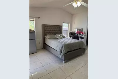 12090 SW 250th Ter, Homestead, FL 33032 - Photo 11