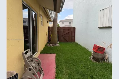 12090 SW 250th Ter, Homestead, FL 33032 - Photo 9