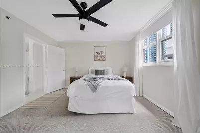 1200 Brickell Bay Dr #2515, Miami, FL 33131 - Photo 25