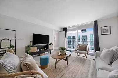 1200 Brickell Bay Dr #2515, Miami, FL 33131 - Photo 7