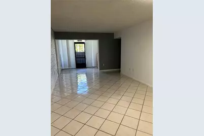 9445 Fontainebleau Blvd #104, Miami, FL 33172 - Photo 5