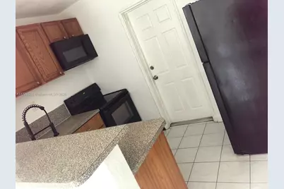 414 NW 15th Way, Fort Lauderdale, FL 33311 - Photo 9