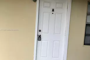 414 NW 15th Way, Fort Lauderdale, FL 33311 - Photo 3