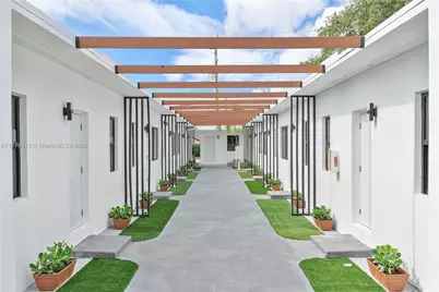 1946 Pierce St #6, Hollywood, FL 33020 - Photo 7