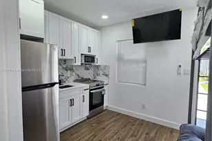 1946 Pierce St, Hollywood, FL 33020 - Photo 25