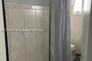 1012 E 20th St, Hialeah, FL 33013 - Photo 21