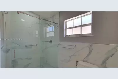 14426 NW 88th Ave, Miami Lakes, FL 33018 - Photo 23