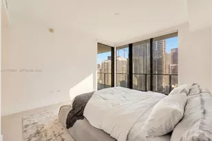 88 SW 7th St, Miami, FL 33130 - Photo 13