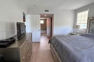 201 Golden Isles Dr, Hallandale Beach, FL 33009 - Photo 11