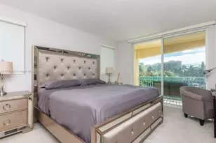 201 Golden Isles Dr, Hallandale Beach, FL 33009 - Photo 9
