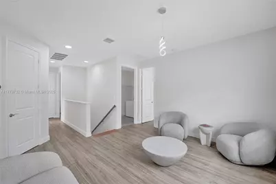 1348 Silk Oak Dr, Hollywood, FL 33021 - Photo 45