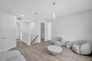 1348 Silk Oak Dr, Hollywood, FL 33021 - Photo 45