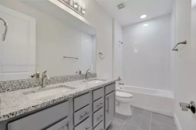 1348 Silk Oak Dr, Hollywood, FL 33021 - Photo 53