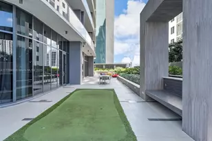 55 SW 9th St, Miami, FL 33130 - Photo 37