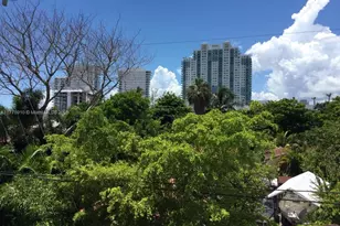 716 Michigan Ave, Miami Beach, FL 33139 - Photo 1