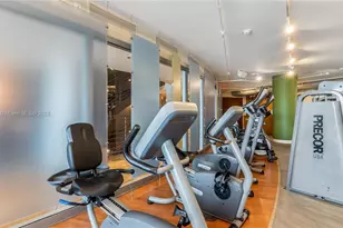 2681 N Flamingo Rd, Sunrise, FL 33323 - Photo 27