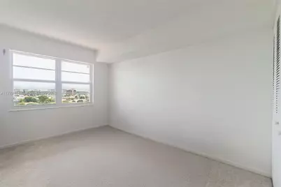 2500 NE 48th Ln #802, Fort Lauderdale, FL 33308 - Photo 17