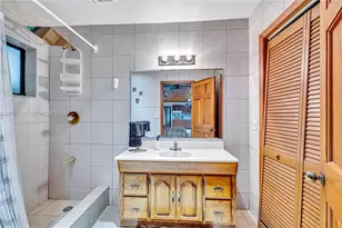 7801 SW 170th St, Palmetto Bay, FL 33157 - Photo 47