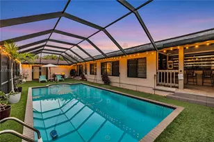 7801 SW 170th St, Palmetto Bay, FL 33157 - Photo 9