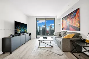 45 SW 9th St, Miami, FL 33130 - Photo 5