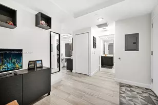 45 SW 9th St, Miami, FL 33130 - Photo 13