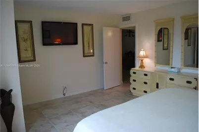 125 Ocean Ave #214, Palm Beach Shores, FL 33404 - Photo 15