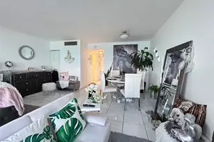 2899 Collins Ave, Miami Beach, FL 33140 - Photo 11