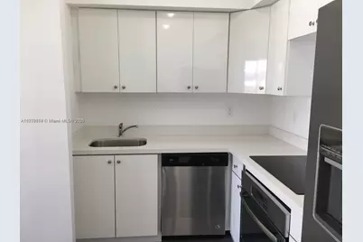 810 7th St #203, Miami Beach, FL 33139 - Photo 5