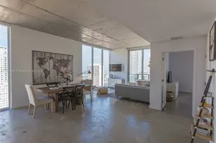 151 SE 1st St, Miami, FL 33131 - Photo 17