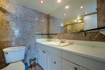 18031 Biscayne Blvd #1904, Aventura, FL 33160 - Photo 45