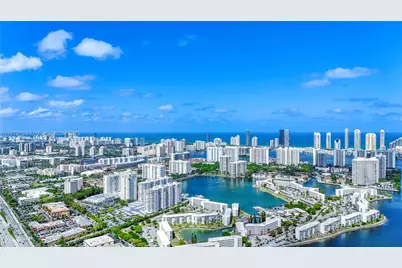 18031 Biscayne Blvd #1904, Aventura, FL 33160 - Photo 3