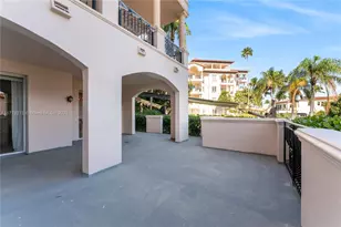 19112 Fisher Island Dr, Miami Beach, FL 33109 - Photo 3