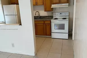 756 NW 5th St, Hallandale Beach, FL 33009 - Photo 7